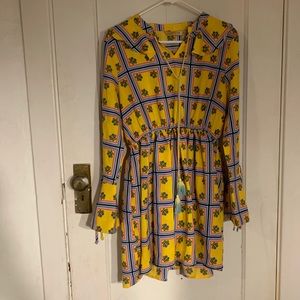 Beautiful ELFSACK dress.